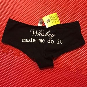 SHORTIE cheekini black